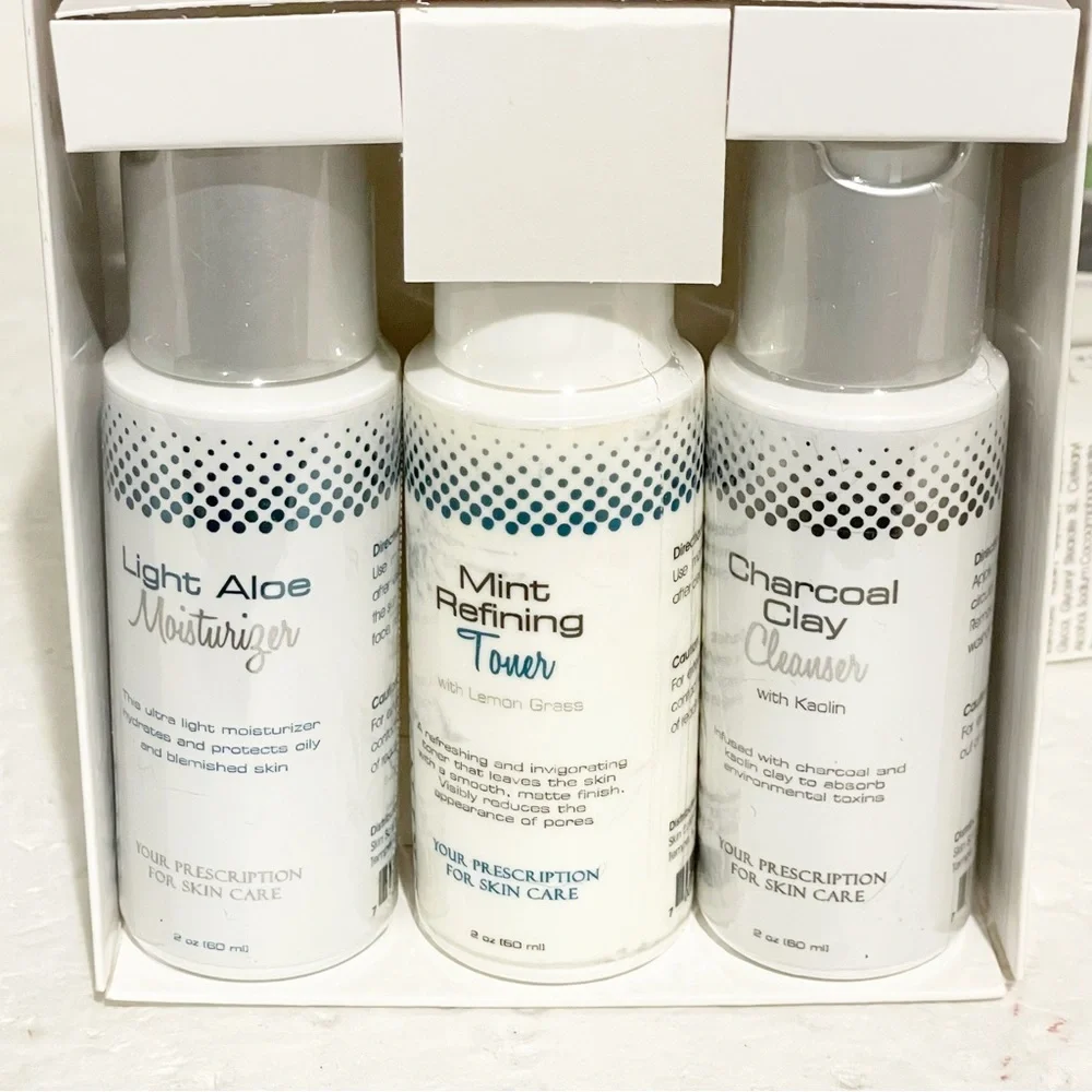 Skin Script Minimalist Kit Cleanser Toner Moisturizer‎ Face Beauty NEW Charcoal